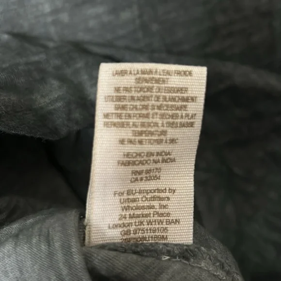 Free People Tiger Eyes Heathered Black Sequin Placket Henley tee - Picture 5 of 6